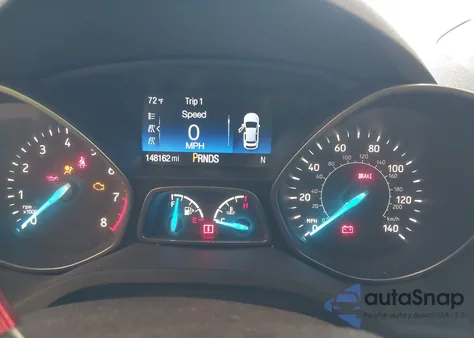 2017 Ford Escape Titanium z USA, uszkodzony, nr VIN 1FMCU0JD0HUE22563